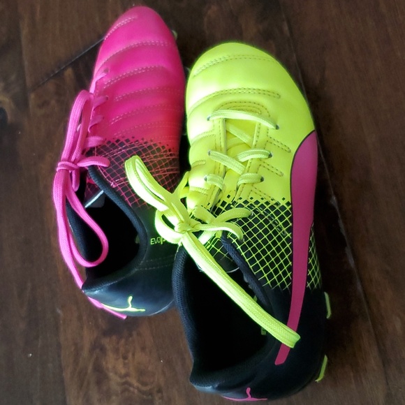 Kids Puma evoPower 4.3 Tricks FG soccer cleats - Picture 3 of 7